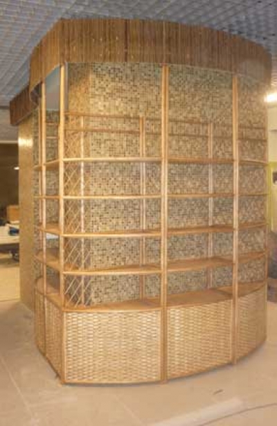 Плетеные домики, оформление колонны